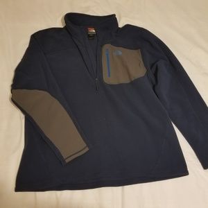 North Face Quarter Zipup Pullover